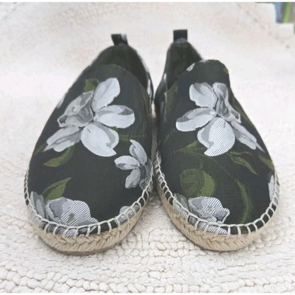 Steve Madden Women's Portugal Floral Flat espadrille Sz 6.5‎
